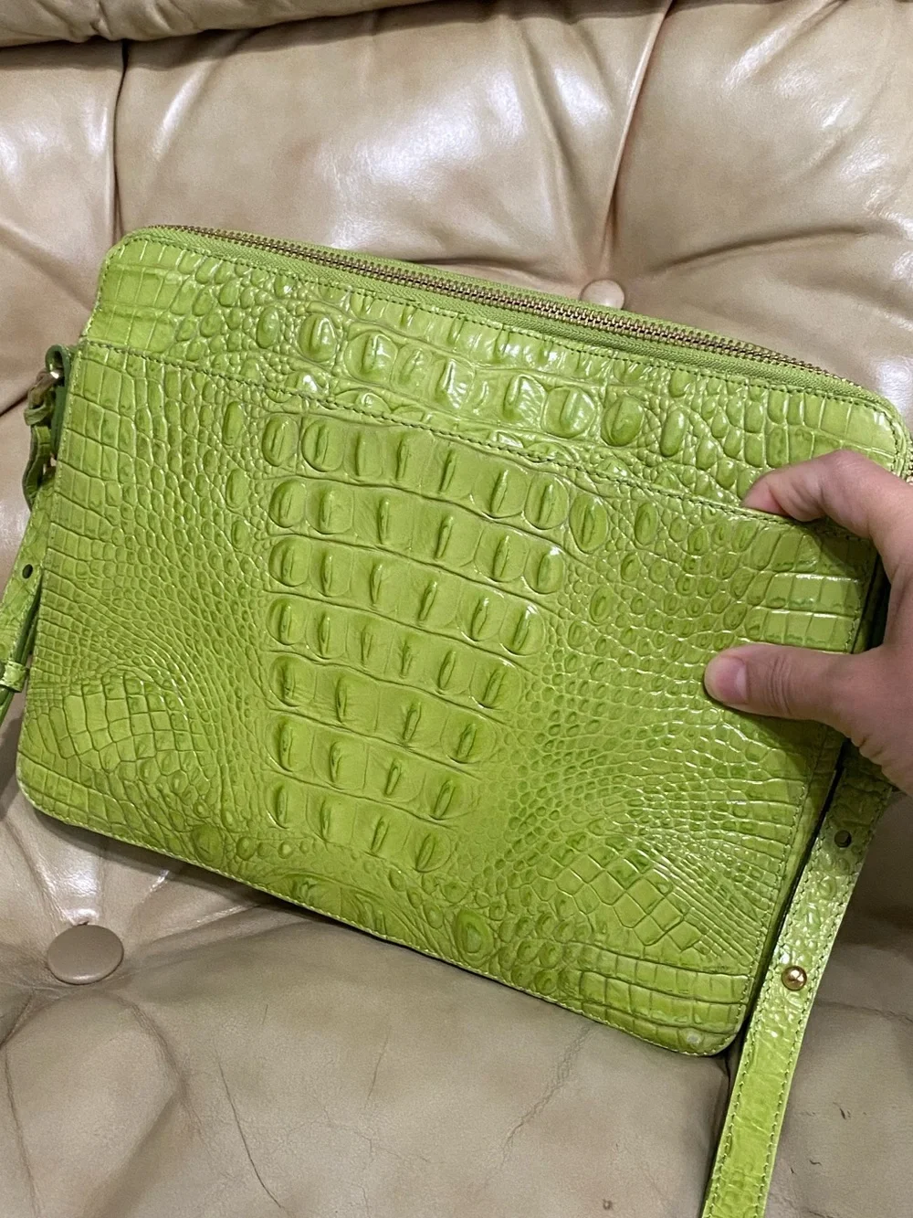 LKNW Brahmin iPad/Tablet Bag Built-in Wallet Organizer Crossbody Lime Melbourne - Picture 4 of 16